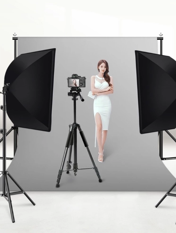 Kit 2 Softbox Luz contínua 50x70cm Soquete e27 - Kit com Tripé